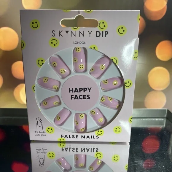 SkinnyDip London ~ Happy Faces Press-On Nails Manicure ~ BNIB - Picture 1 of 1
